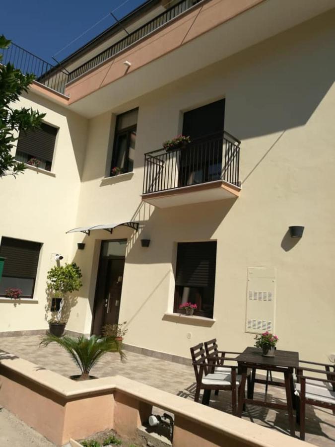 Bed and Breakfast Casa Kati Mercato San Severino Exterior foto